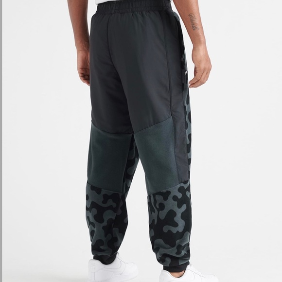 Nike NSW Winter NYC Parks Pant and Half Zip Jacket - Picture 4 of 4